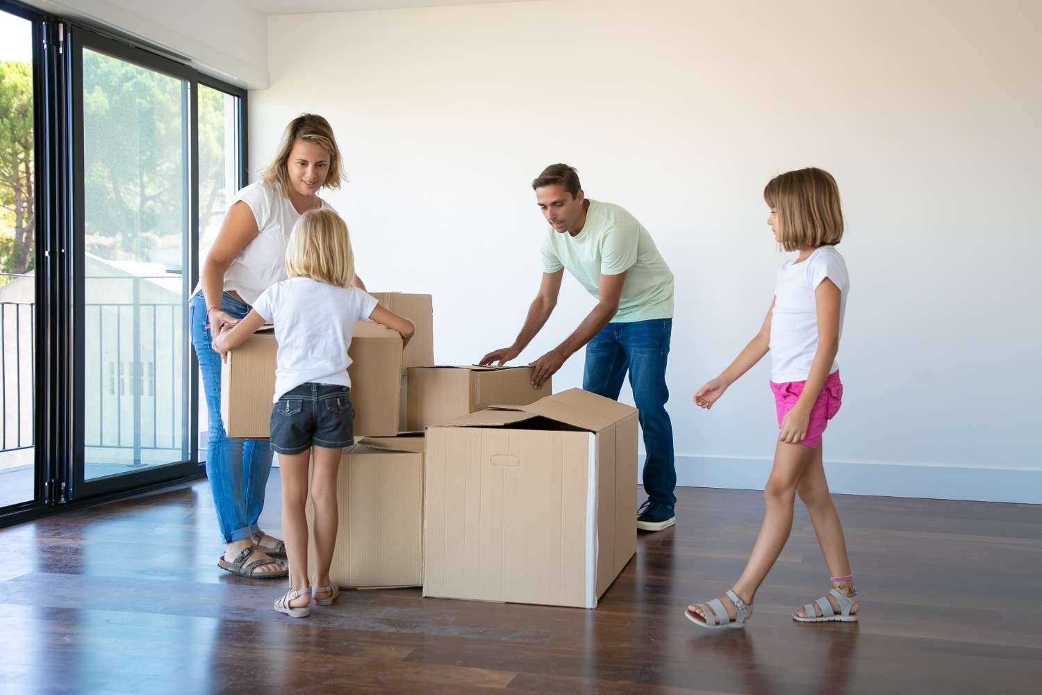 How to Set Up Your New Home in One Day: A Room-by-Room Unpacking Strategy